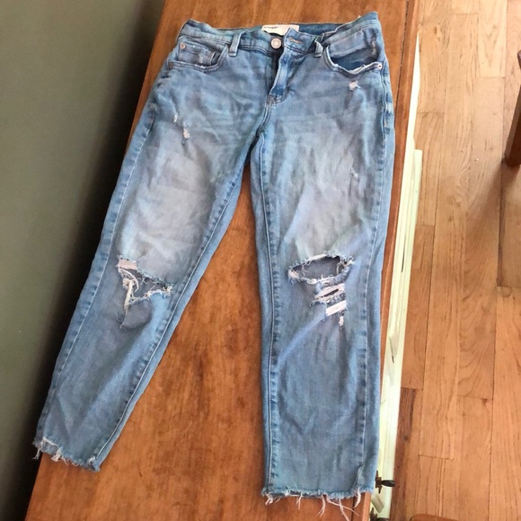 Garage Denim - Ripped ankle straight jeans in light wash